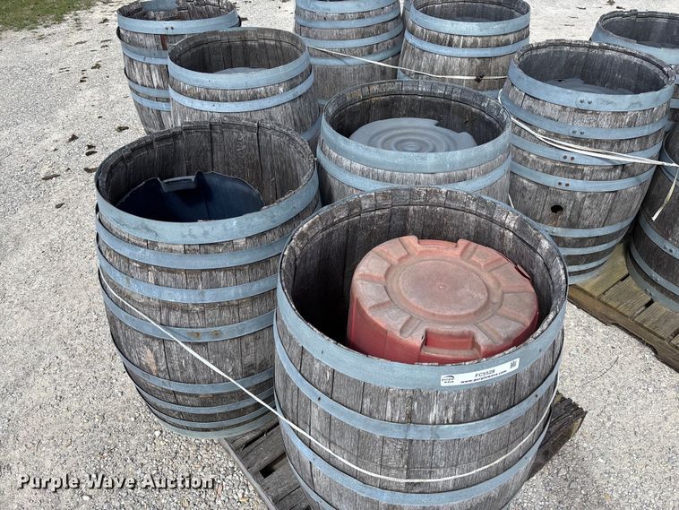 image for item FC5528 (11) whiskey barrels
