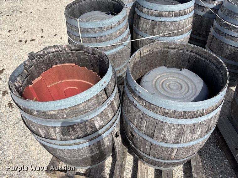 image for item FC5528 (11) whiskey barrels