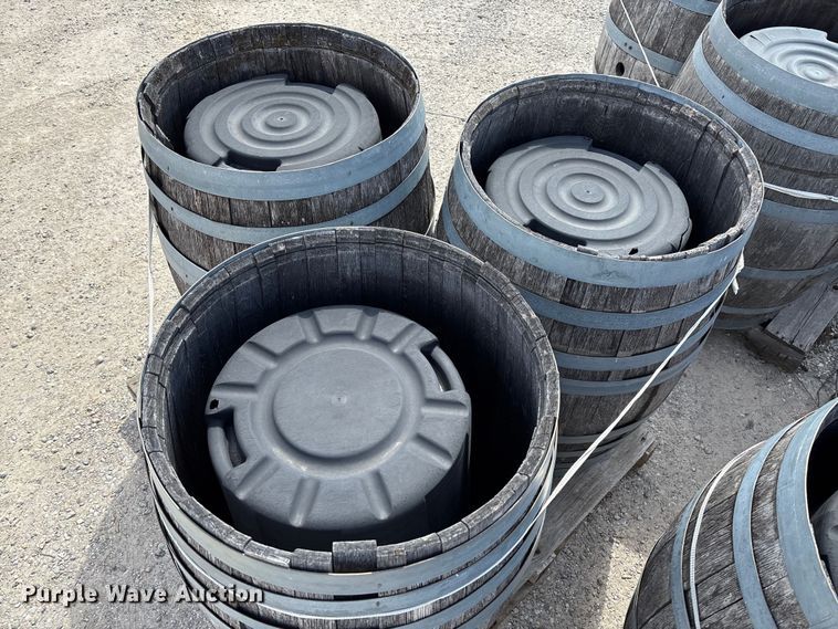 image for item FC5528 (11) whiskey barrels