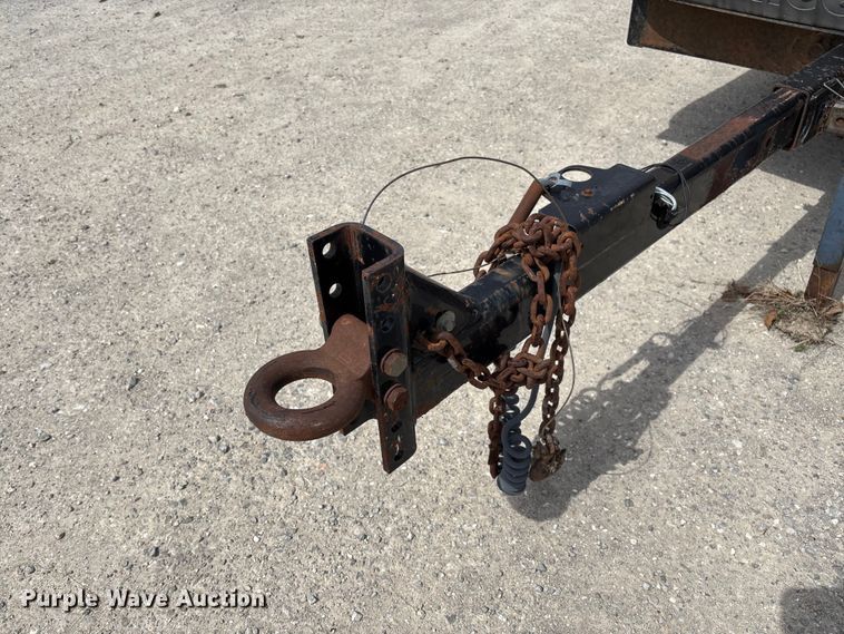 image for item FC5529 2008 Vermeer BC1500 wood chipper