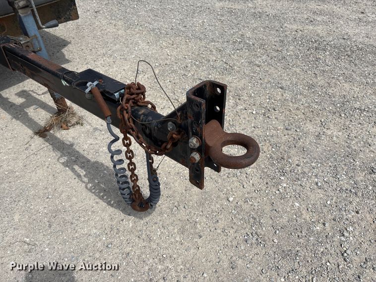 image for item FC5529 2008 Vermeer BC1500 wood chipper