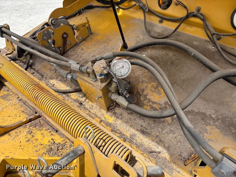 image for item FC5529 2008 Vermeer BC1500 wood chipper