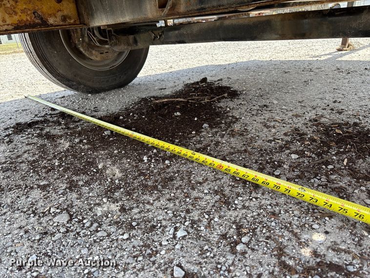 image for item FC5529 2008 Vermeer BC1500 wood chipper