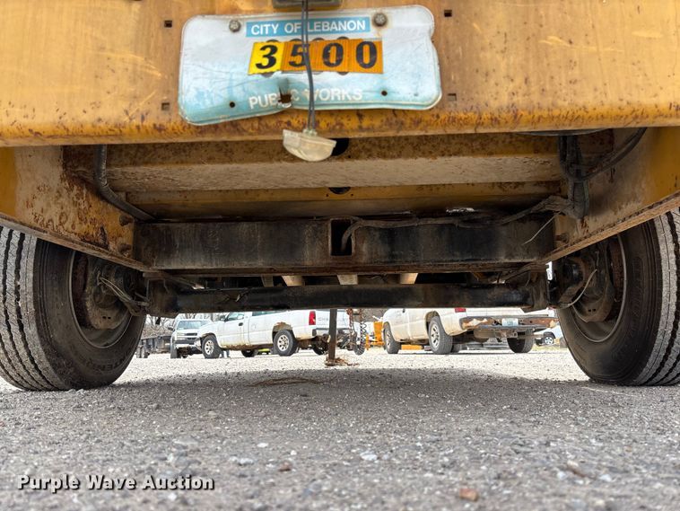 image for item FC5529 2008 Vermeer BC1500 wood chipper