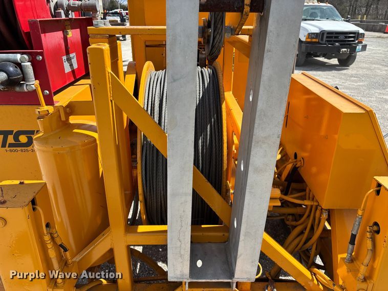 image for item FC5530 TSE UP70B underground cable puller