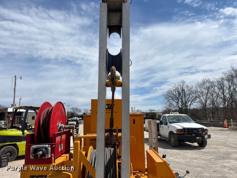 image for item FC5530 TSE UP70B underground cable puller