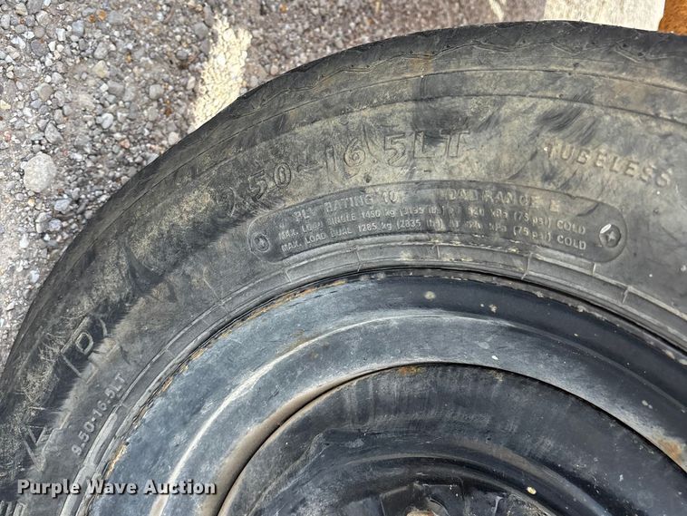 image for item FC5530 TSE UP70B underground cable puller