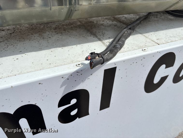 image for item FC5532 2005 Mavron AT-806-CL8 animal control bed insert