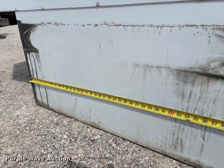 image for item FC5532 2005 Mavron AT-806-CL8 animal control bed insert