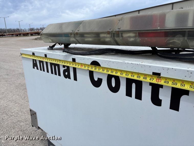 image for item FC5532 2005 Mavron AT-806-CL8 animal control bed insert