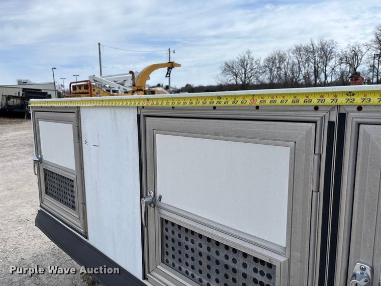 image for item FC5532 2005 Mavron AT-806-CL8 animal control bed insert