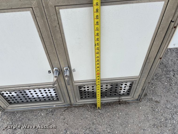 image for item FC5532 2005 Mavron AT-806-CL8 animal control bed insert