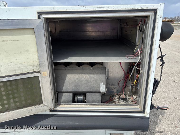 image for item FC5532 2005 Mavron AT-806-CL8 animal control bed insert