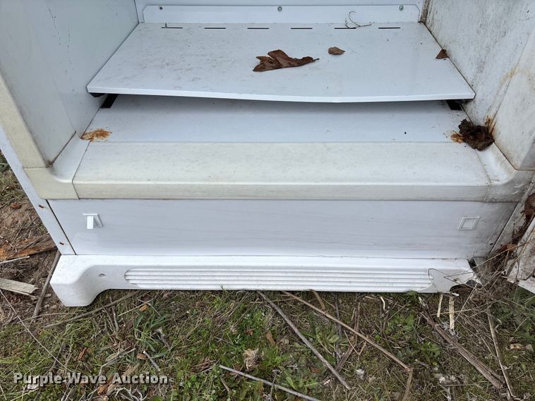image for item FC5534 Building materials