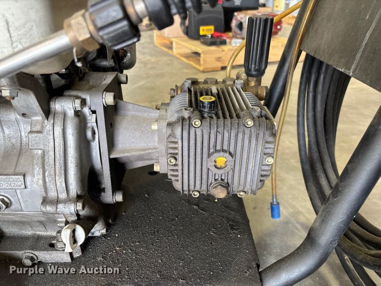 image for item FC5536 Generac 01418 pressure washer