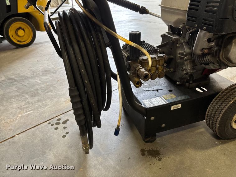 image for item FC5536 Generac 01418 pressure washer