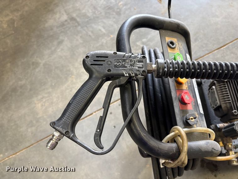 image for item FC5536 Generac 01418 pressure washer