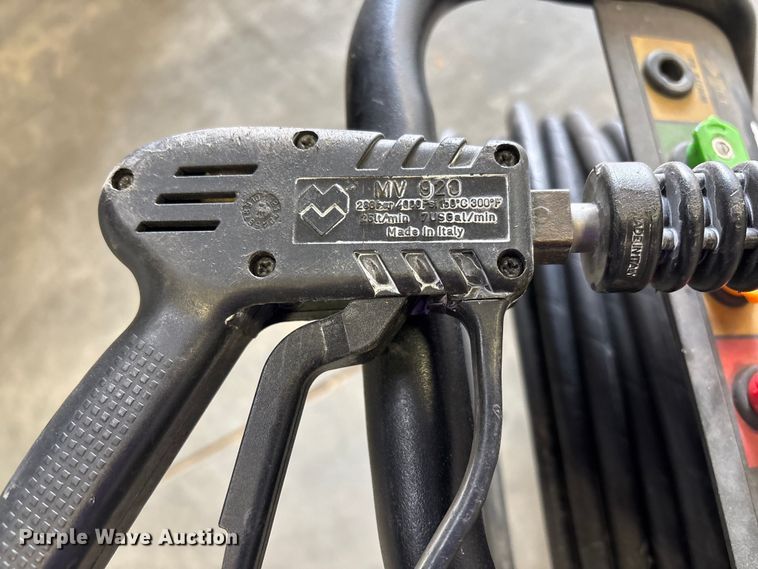 image for item FC5536 Generac 01418 pressure washer