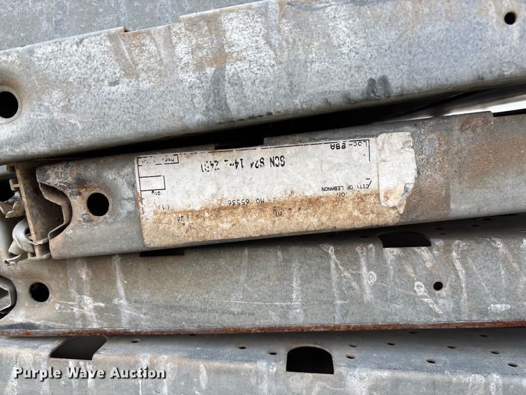 image for item FC5537 (2) garage doors