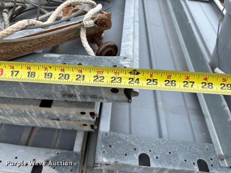 image for item FC5537 (2) garage doors