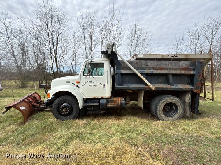 image for item FC5538 2002 International 4700 dump truck