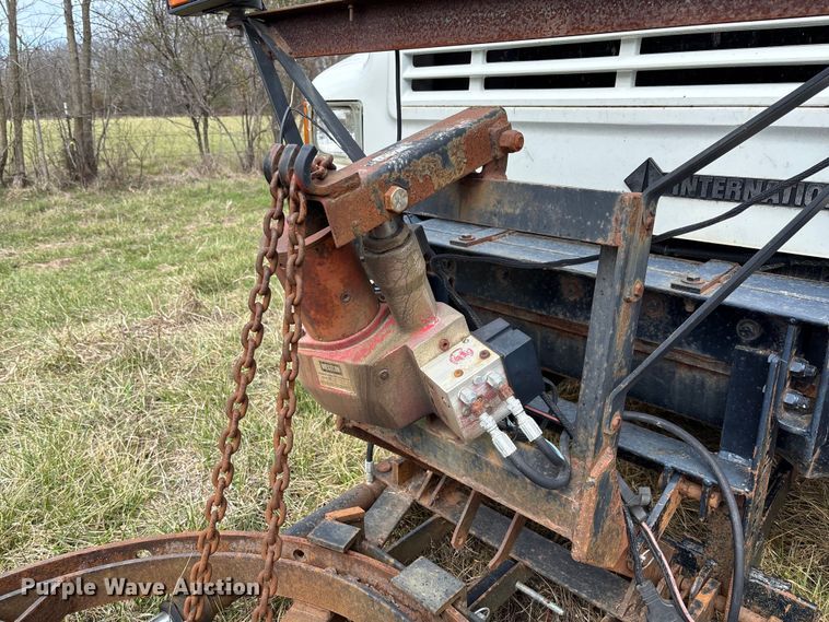 image for item FC5538 2002 International 4700 dump truck