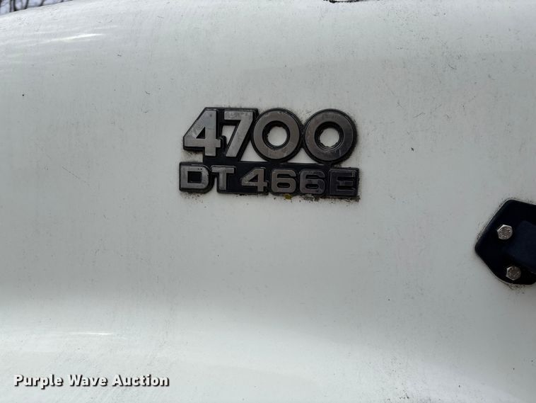 image for item FC5538 2002 International 4700 dump truck