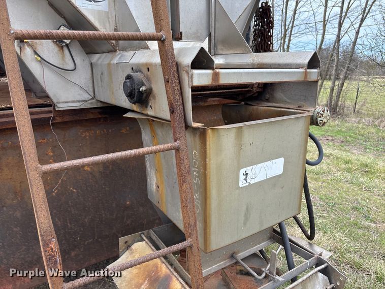 image for item FC5538 2002 International 4700 dump truck