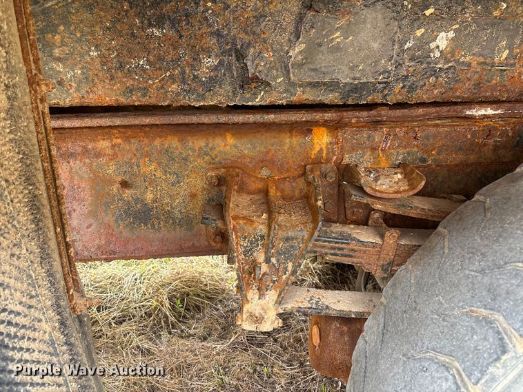 image for item FC5538 2002 International 4700 dump truck