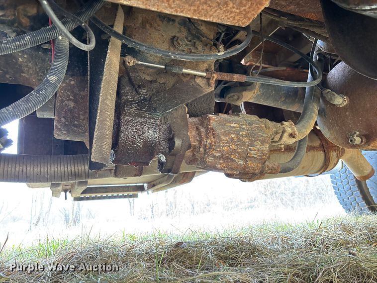 image for item FC5538 2002 International 4700 dump truck