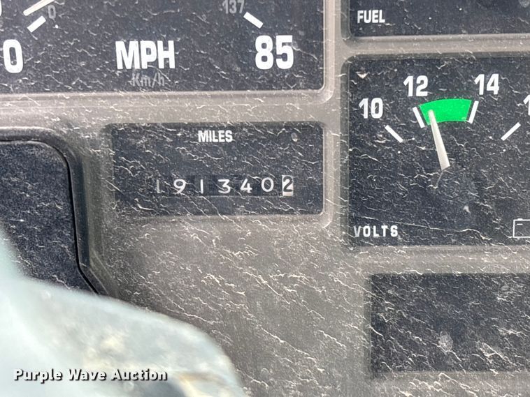 image for item FC5538 2002 International 4700 dump truck