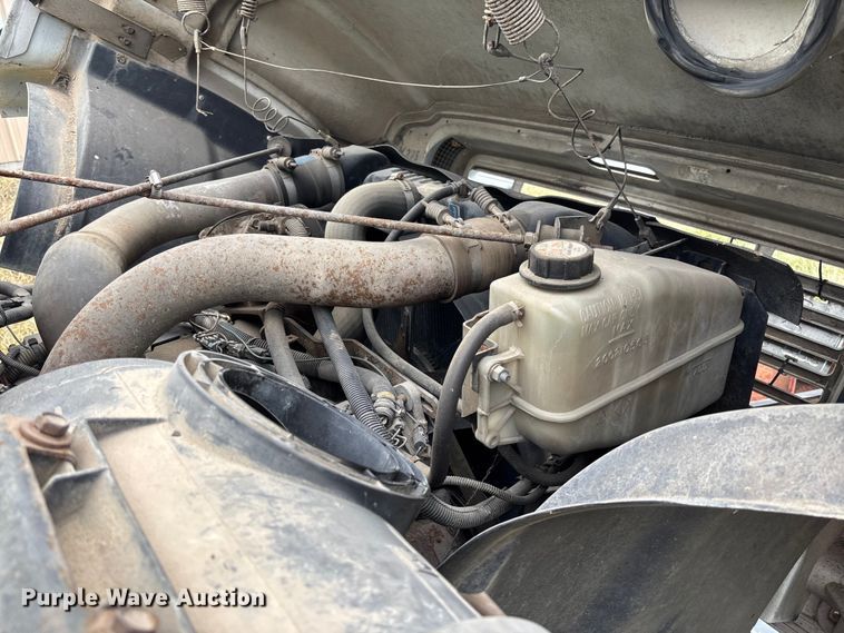 image for item FC5538 2002 International 4700 dump truck