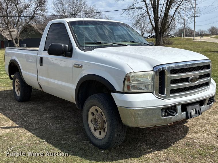 image for item FC5539 2005 Ford F250 Super Duty pickup truck