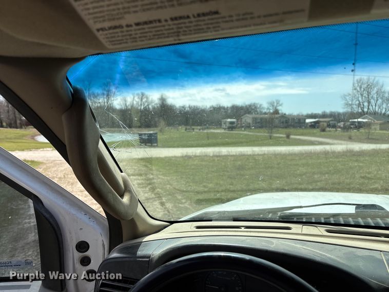 image for item FC5539 2005 Ford F250 Super Duty pickup truck