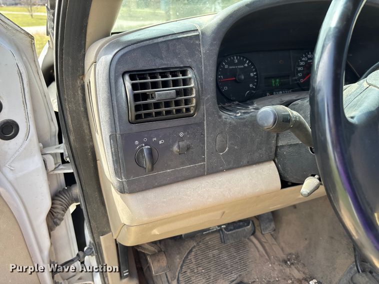 image for item FC5539 2005 Ford F250 Super Duty pickup truck