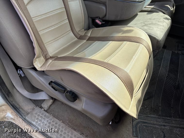 image for item FC5539 2005 Ford F250 Super Duty pickup truck