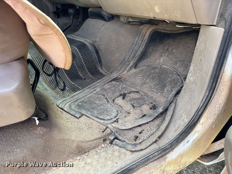 image for item FC5539 2005 Ford F250 Super Duty pickup truck