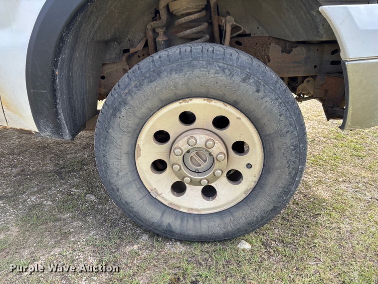 image for item FC5539 2005 Ford F250 Super Duty pickup truck