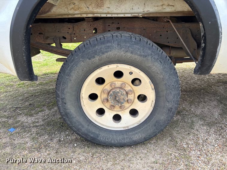 image for item FC5539 2005 Ford F250 Super Duty pickup truck