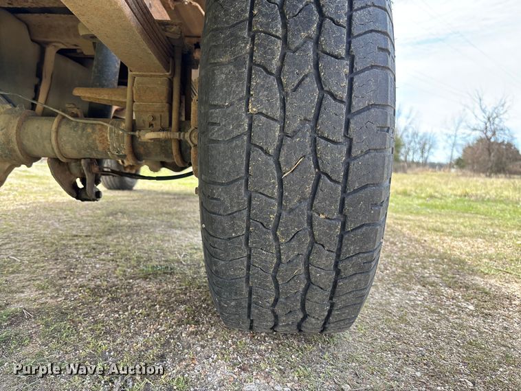 image for item FC5539 2005 Ford F250 Super Duty pickup truck