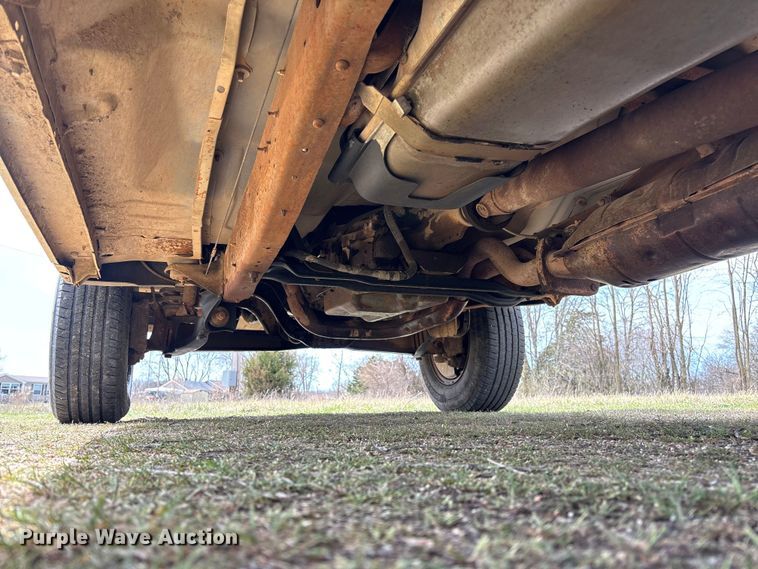 image for item FC5540 1995 Ford F250 pickup truck