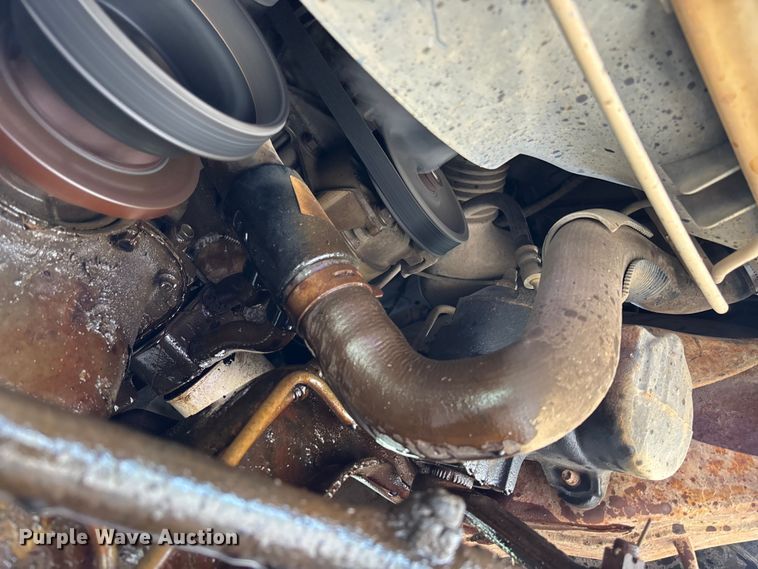 image for item FC5540 1995 Ford F250 pickup truck