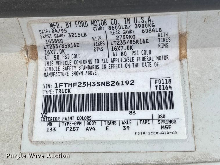 image for item FC5540 1995 Ford F250 pickup truck