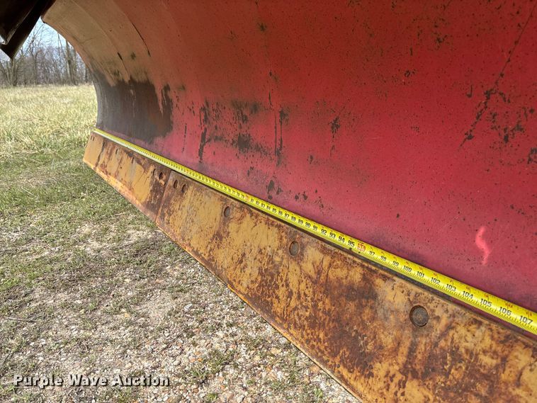 image for item FC5541 1992 International 4900 dump truck