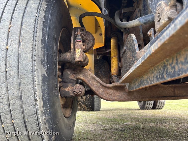 image for item FC5541 1992 International 4900 dump truck