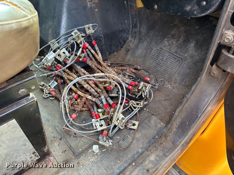 image for item FC5541 1992 International 4900 dump truck