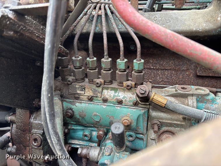 image for item FC5541 1992 International 4900 dump truck