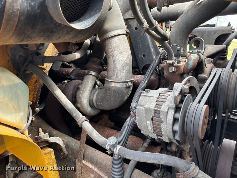 image for item FC5541 1992 International 4900 dump truck