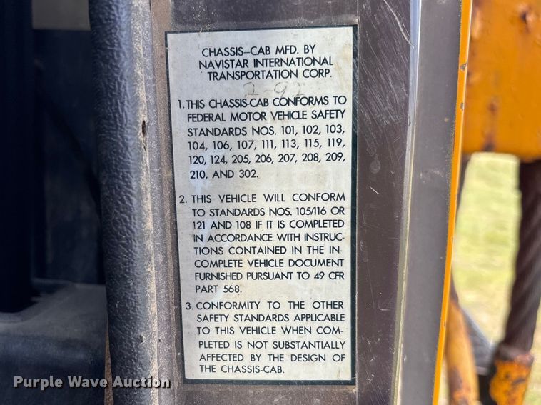 image for item FC5541 1992 International 4900 dump truck