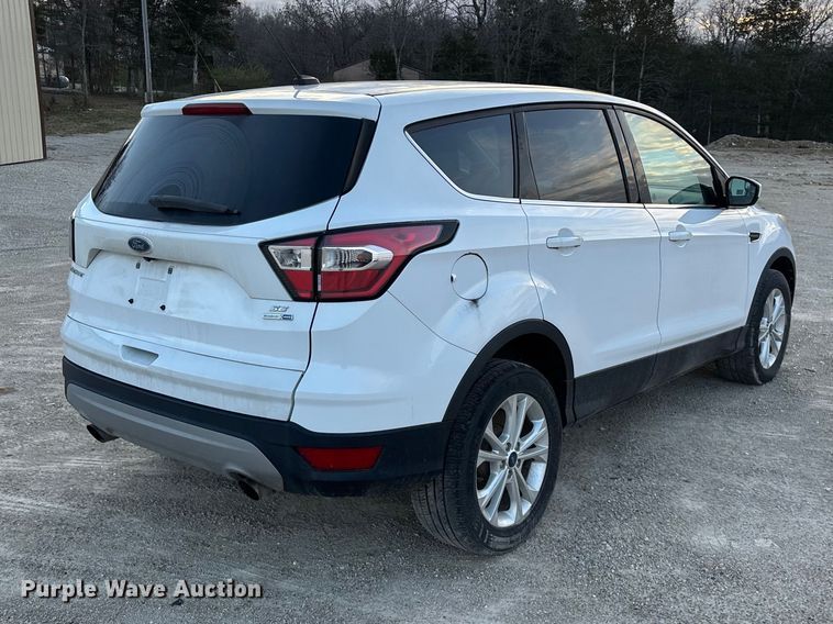 image for item FG0172 2017 Ford Escape SE SUV